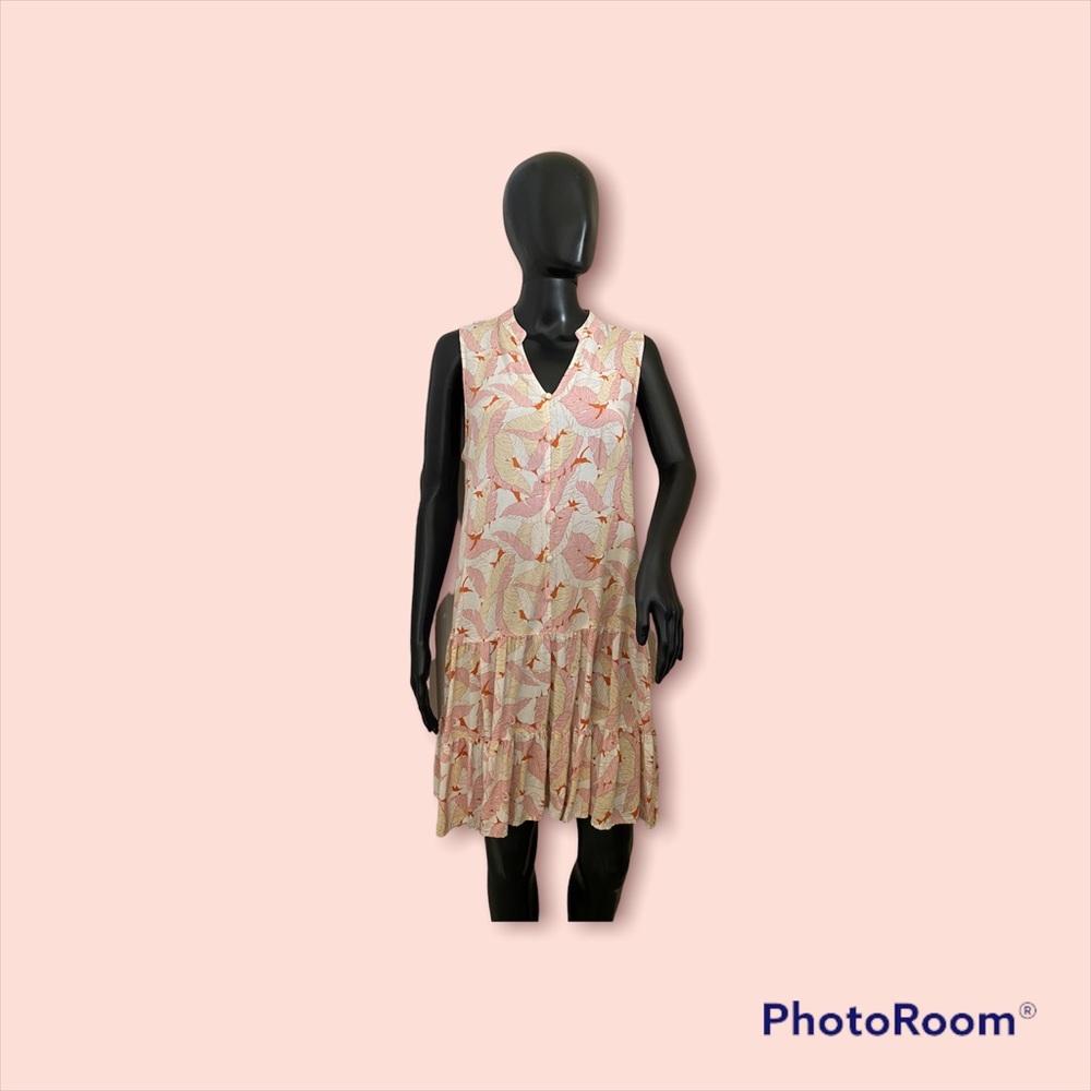 Nine West casual spring/summer vibes, beach time type of dress / comfortable